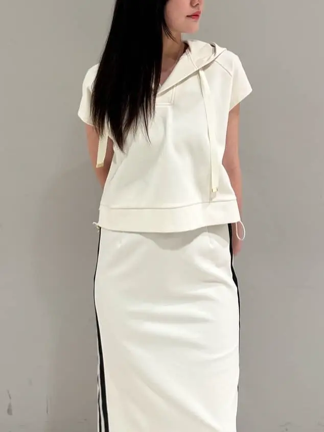 ORIGINATED IN GRACE CONTINENTAL 髙田　美衣 コーディネート画像