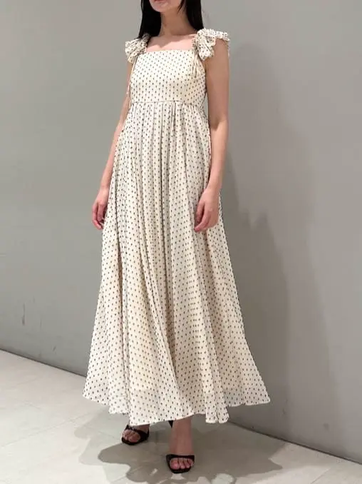 ORIGINATED IN GRACE CONTINENTAL 髙田　美衣 コーディネート画像