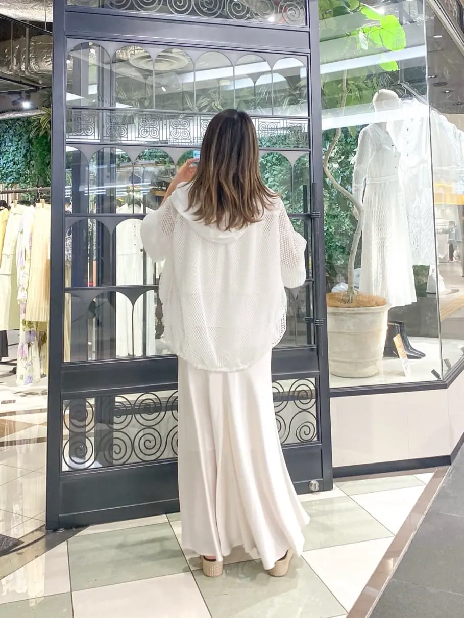 ORIGINATED IN GRACE CONTINENTAL yukimi yonee コーディネート画像