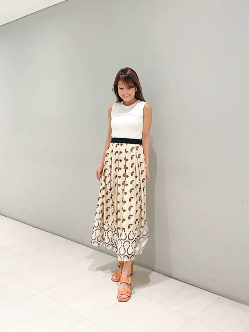 ORIGINATED IN GRACE CONTINENTAL yukimi yonee コーディネート画像