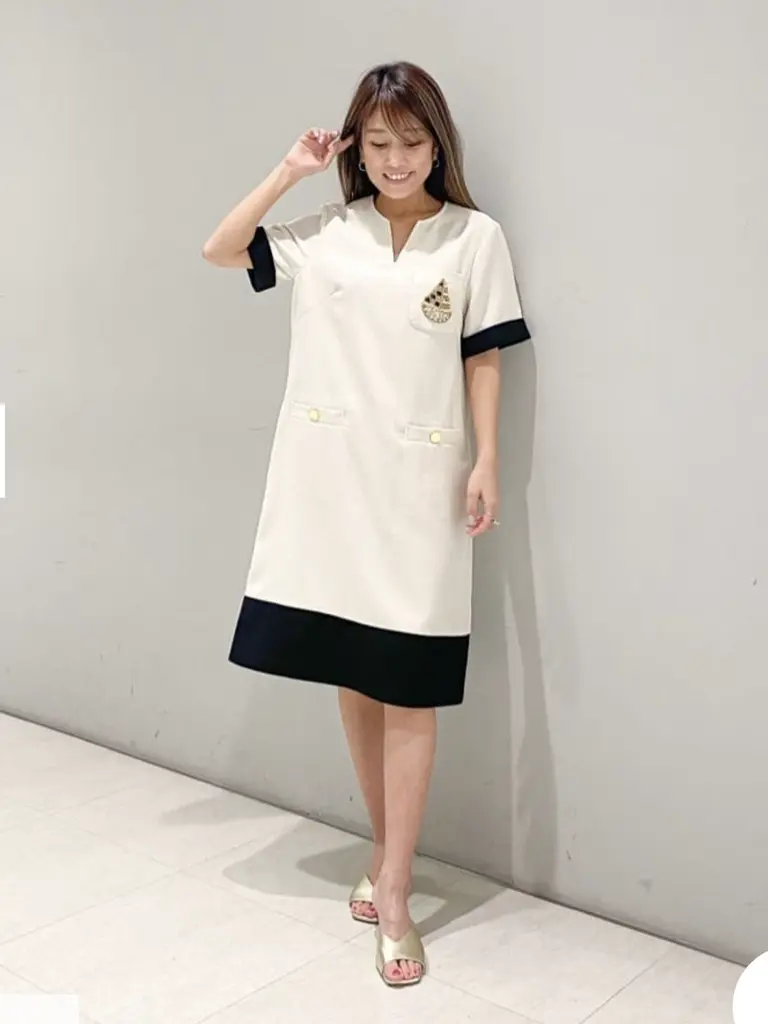 グレースコンチネンタル♡ビジューロゴ配色ワンピース グレースコンチネンタル♡ビジューロゴ配色ワンピース