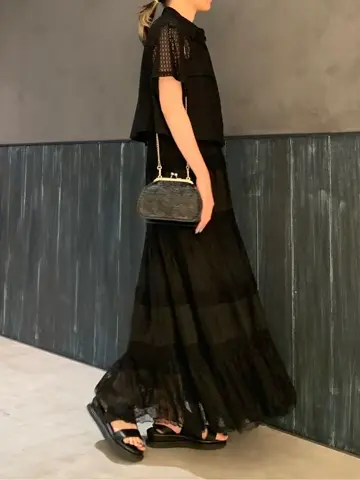 ORIGINATED IN GRACE CONTINENTAL 三浦　芙優 コーディネート画像