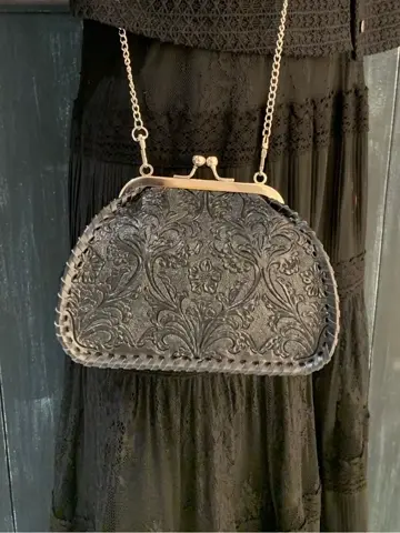 ORIGINATED IN GRACE CONTINENTAL 三浦　芙優 コーディネート画像