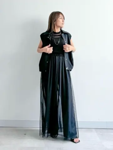 ORIGINATED IN GRACE CONTINENTAL yukimi yonee コーディネート画像