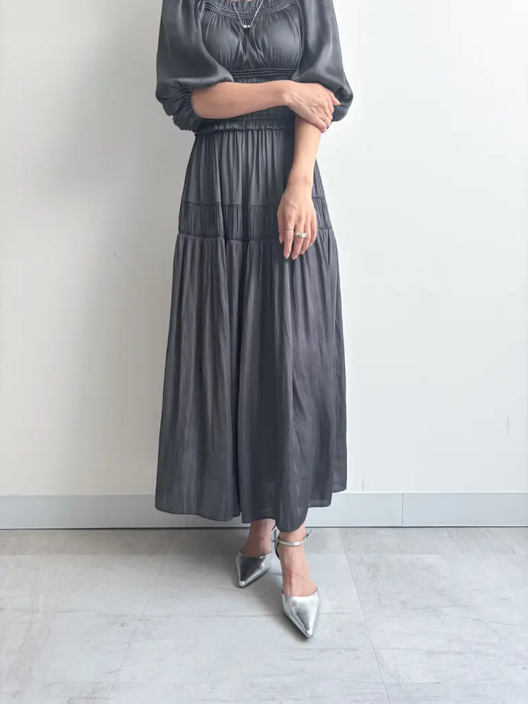 ORIGINATED IN GRACE CONTINENTAL yukimi yonee コーディネート画像