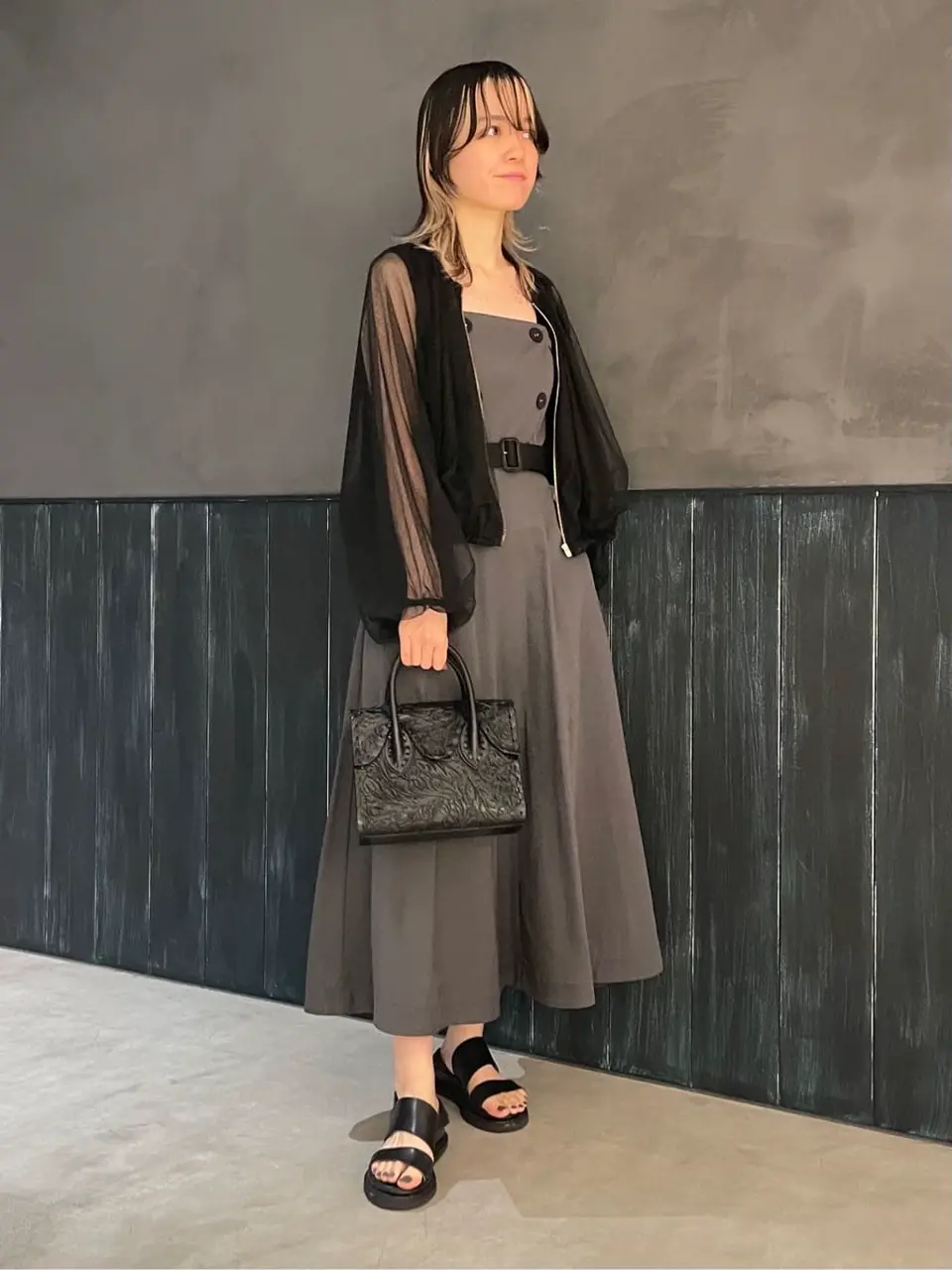 ORIGINATED IN GRACE CONTINENTAL 三浦　芙優 コーディネート画像