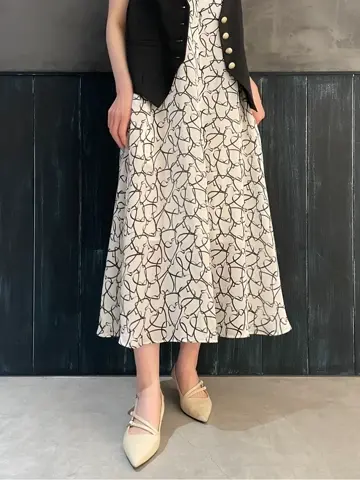 ORIGINATED IN GRACE CONTINENTAL 三浦　芙優 コーディネート画像