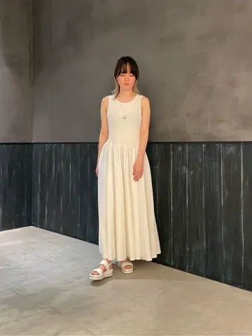 ORIGINATED IN GRACE CONTINENTAL 三浦　芙優 コーディネート画像