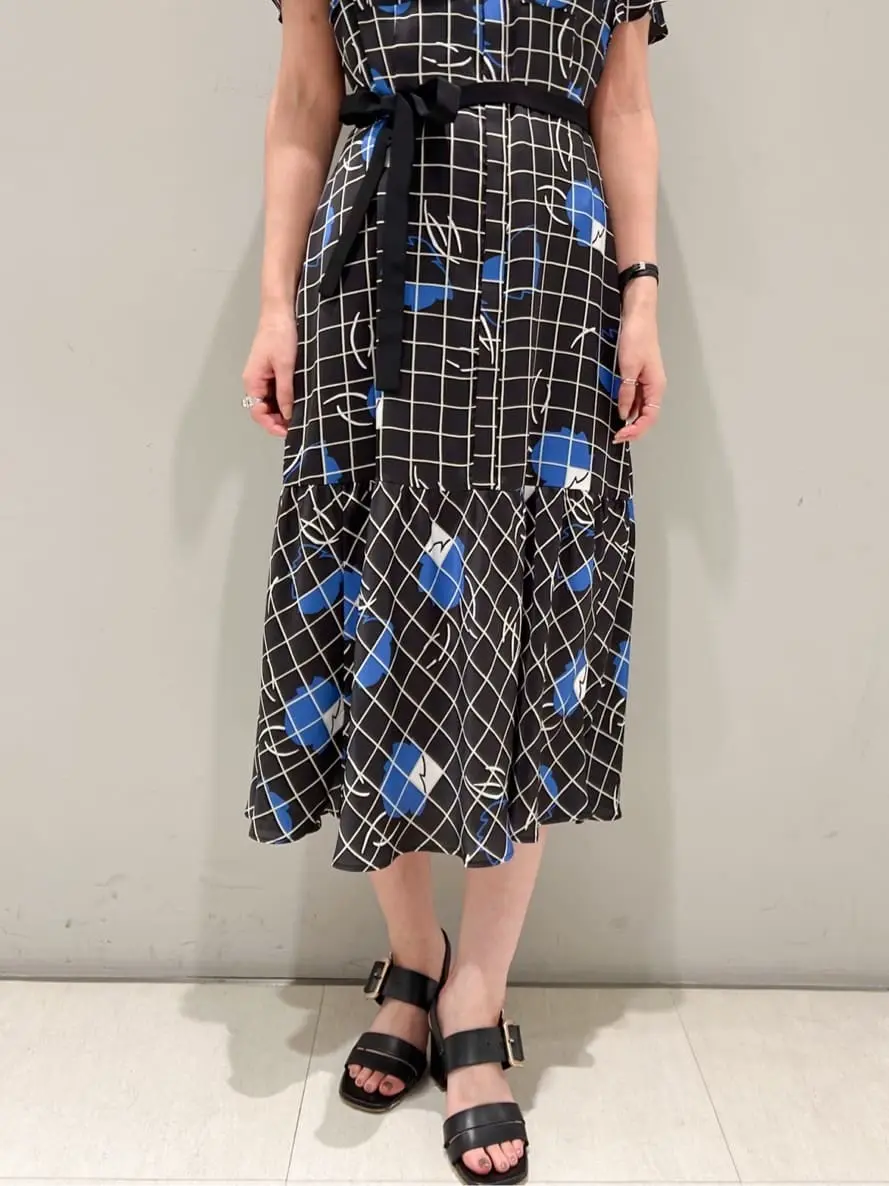 ORIGINATED IN GRACE CONTINENTAL 志田　悠 コーディネート画像