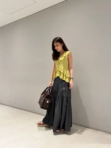 ORIGINATED IN GRACE CONTINENTAL 志田　悠 コーディネート画像