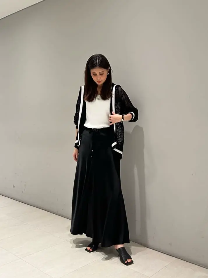 ORIGINATED IN GRACE CONTINENTAL 志田　悠 コーディネート画像