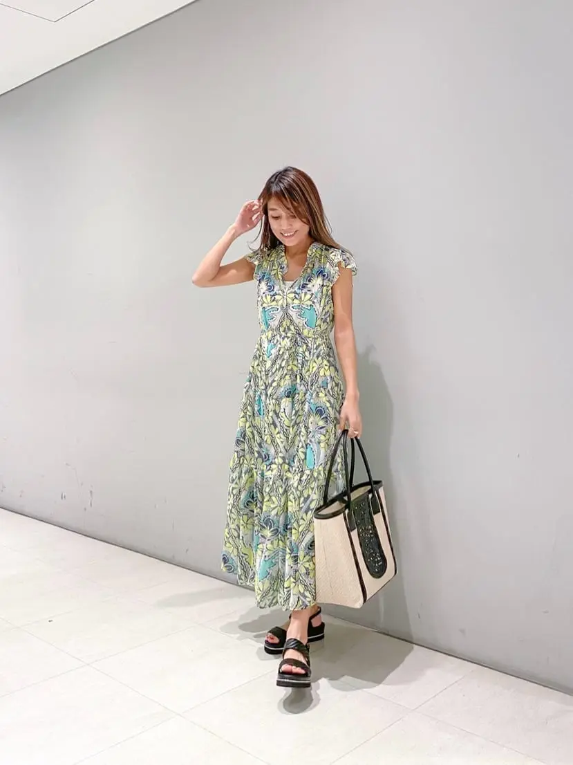 ORIGINATED IN GRACE CONTINENTAL yukimi yonee コーディネート画像