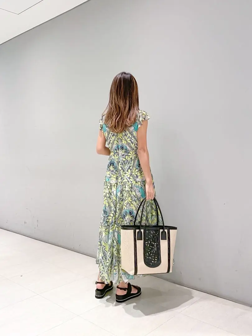 ORIGINATED IN GRACE CONTINENTAL yukimi yonee コーディネート画像