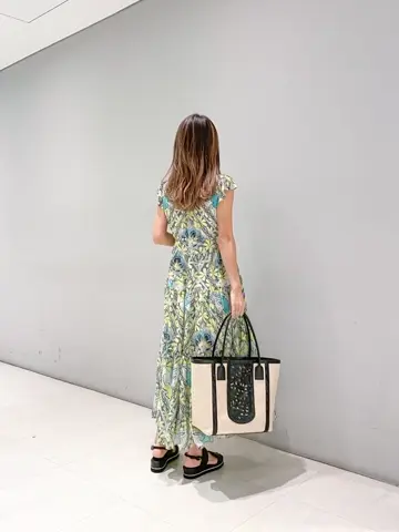 ORIGINATED IN GRACE CONTINENTAL yukimi yonee コーディネート画像