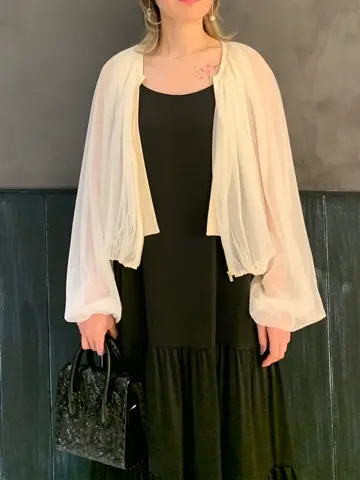 ORIGINATED IN GRACE CONTINENTAL 三浦　芙優 コーディネート画像