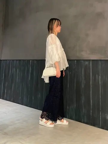 ORIGINATED IN GRACE CONTINENTAL 三浦　芙優 コーディネート画像