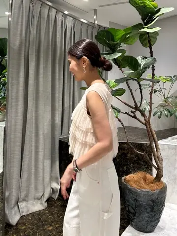 ORIGINATED IN GRACE CONTINENTAL 志田　悠 コーディネート画像