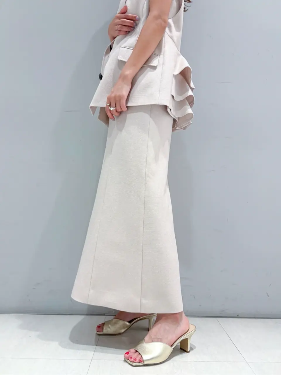 ORIGINATED IN GRACE CONTINENTAL yukimi yonee コーディネート画像