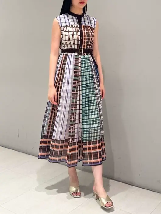  髙田　美衣 コーディネート画像