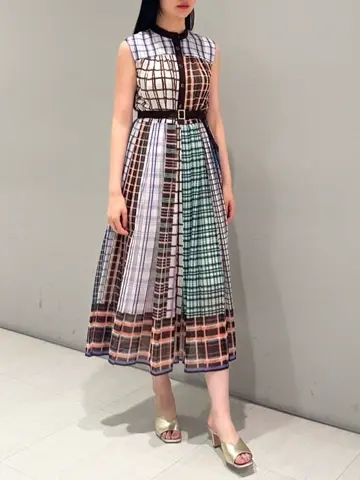 ORIGINATED IN GRACE CONTINENTAL 髙田　美衣 コーディネート画像