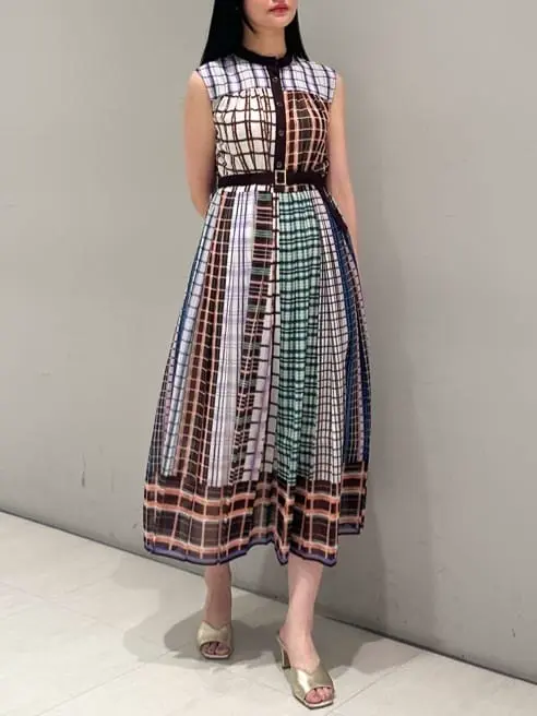 ORIGINATED IN GRACE CONTINENTAL 髙田　美衣 コーディネート画像