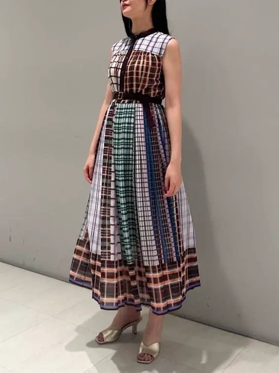 ORIGINATED IN GRACE CONTINENTAL 髙田　美衣 コーディネート画像