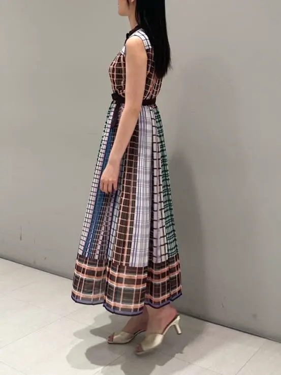 ORIGINATED IN GRACE CONTINENTAL 髙田　美衣 コーディネート画像