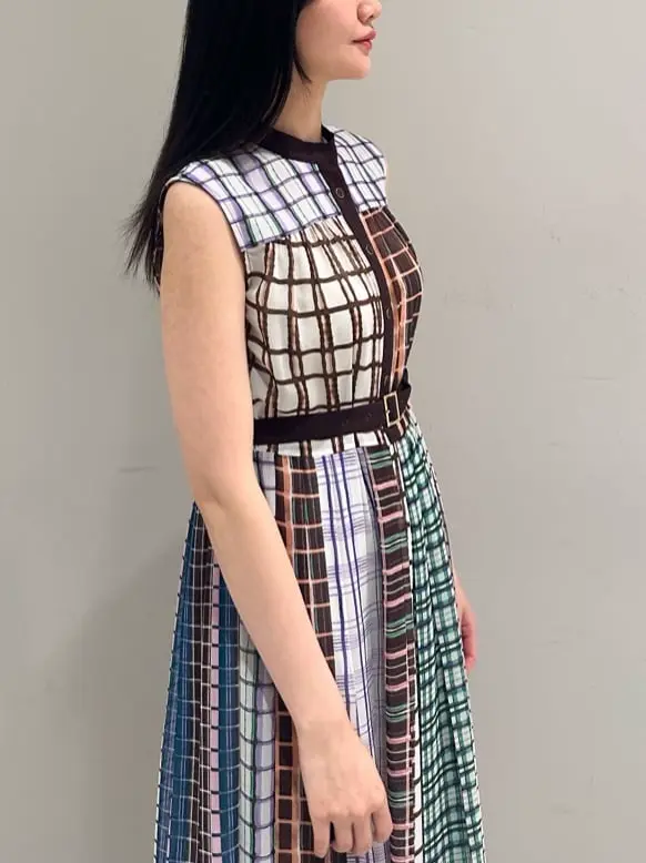 ORIGINATED IN GRACE CONTINENTAL 髙田　美衣 コーディネート画像