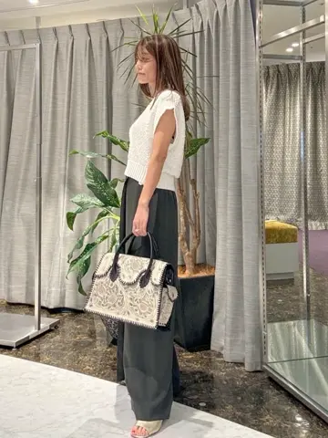 ORIGINATED IN GRACE CONTINENTAL yukimi yonee コーディネート画像