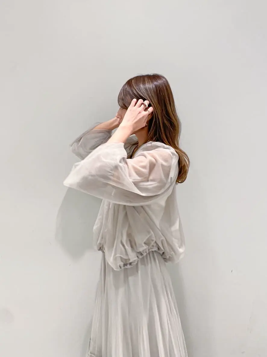 ORIGINATED IN GRACE CONTINENTAL yukimi yonee コーディネート画像