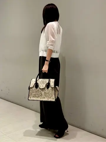 ORIGINATED IN GRACE CONTINENTAL 志田　悠 コーディネート画像