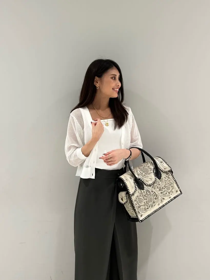 ORIGINATED IN GRACE CONTINENTAL 志田　悠 コーディネート画像