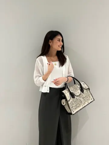 ORIGINATED IN GRACE CONTINENTAL 志田　悠 コーディネート画像