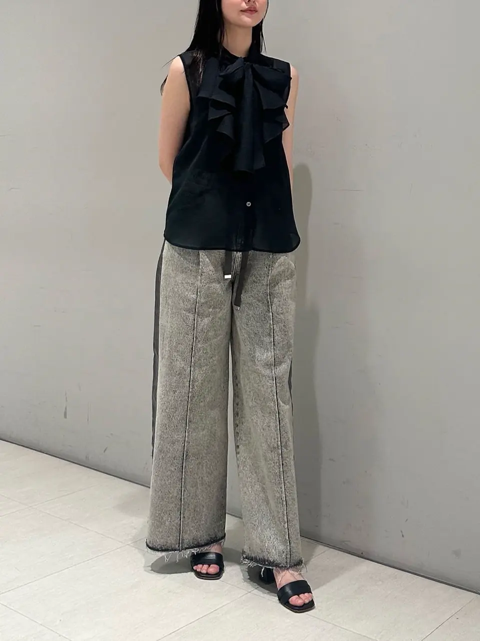 ORIGINATED IN GRACE CONTINENTAL 髙田　美衣 コーディネート画像