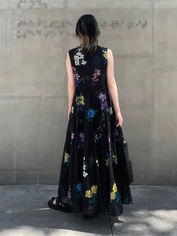 ORIGINATED IN GRACE CONTINENTAL 三浦　芙優 コーディネート画像