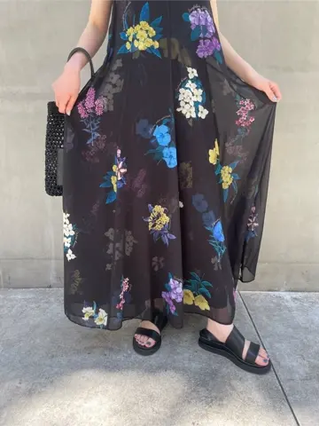 ORIGINATED IN GRACE CONTINENTAL 三浦　芙優 コーディネート画像