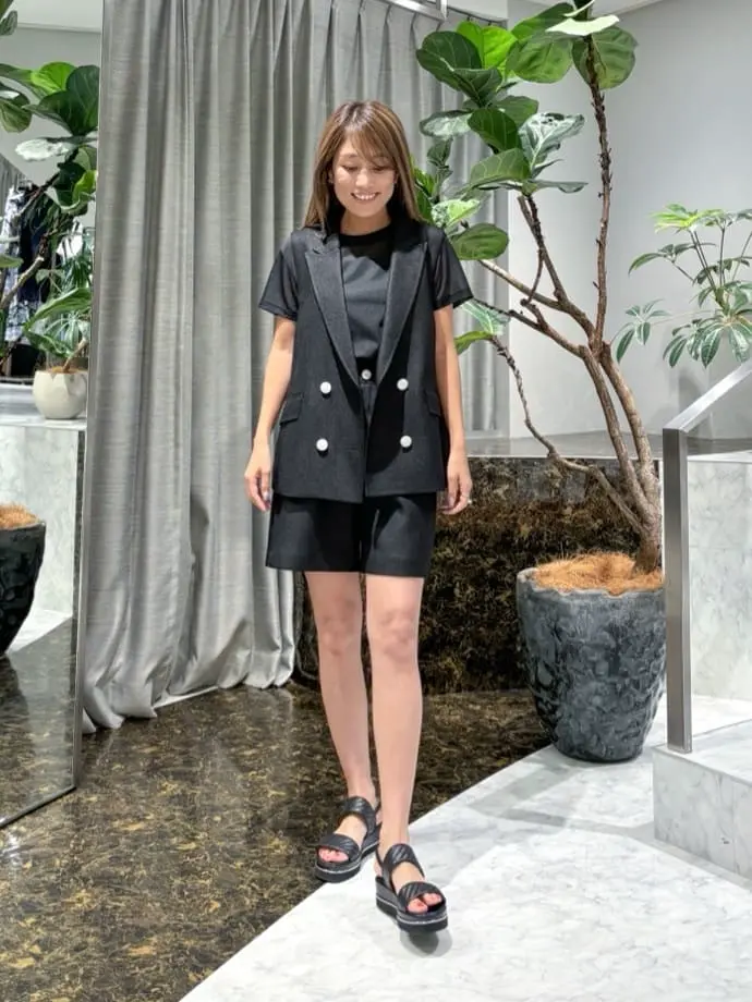 ORIGINATED IN GRACE CONTINENTAL yukimi yonee コーディネート画像