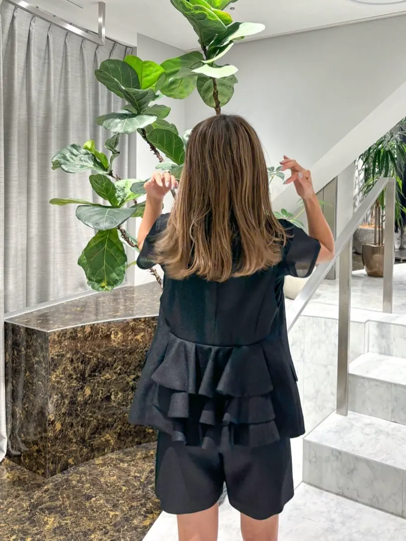 ORIGINATED IN GRACE CONTINENTAL yukimi yonee コーディネート画像