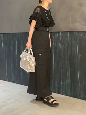 ORIGINATED IN GRACE CONTINENTAL 三浦　芙優 コーディネート画像