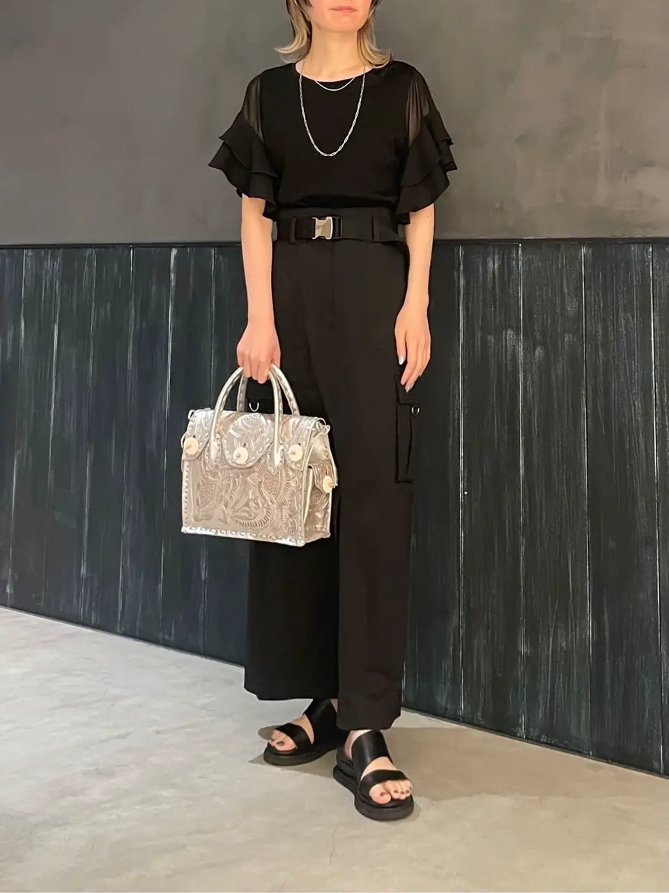 ORIGINATED IN GRACE CONTINENTAL 三浦　芙優 コーディネート画像