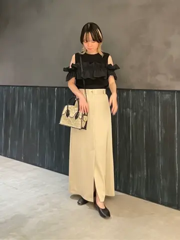 ORIGINATED IN GRACE CONTINENTAL 三浦　芙優 コーディネート画像