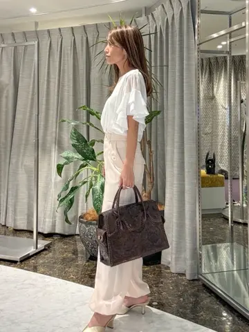 ORIGINATED IN GRACE CONTINENTAL yukimi yonee コーディネート画像