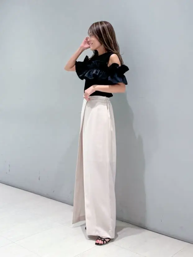 ORIGINATED IN GRACE CONTINENTAL yukimi yonee コーディネート画像