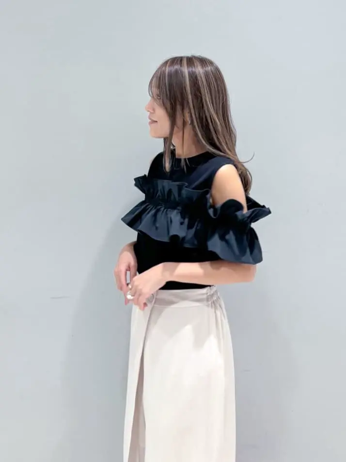 ORIGINATED IN GRACE CONTINENTAL yukimi yonee コーディネート画像