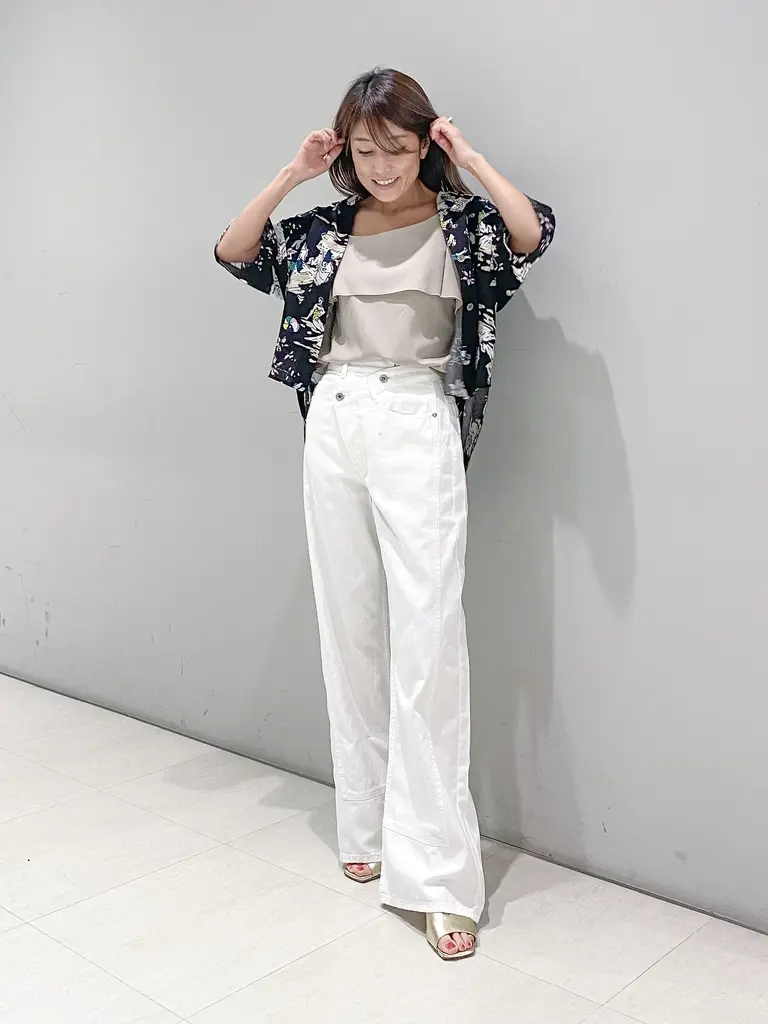 ORIGINATED IN GRACE CONTINENTAL yukimi yonee コーディネート画像