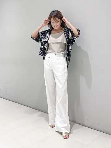 ORIGINATED IN GRACE CONTINENTAL yukimi yonee コーディネート画像