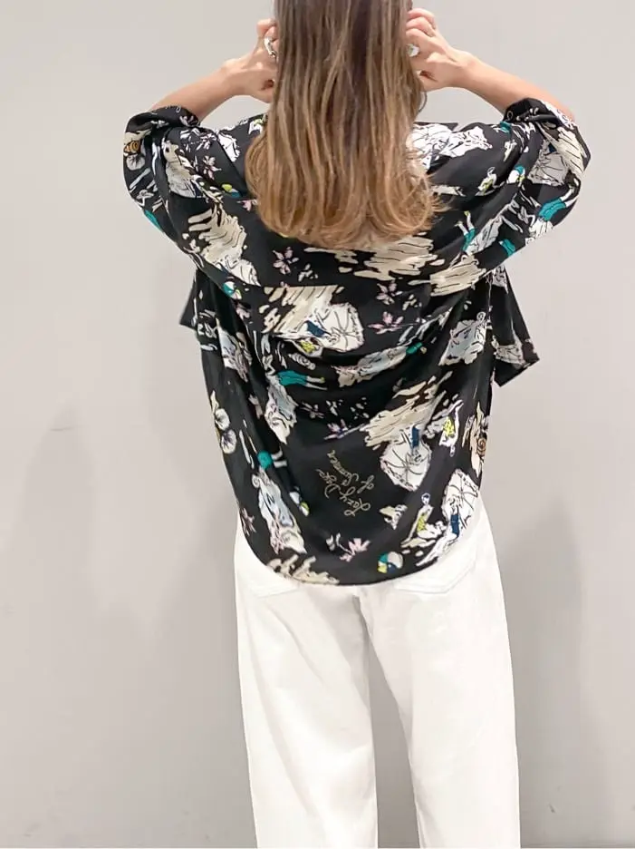 ORIGINATED IN GRACE CONTINENTAL yukimi yonee コーディネート画像