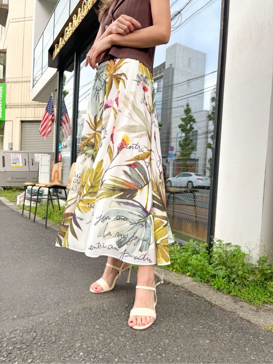 ORIGINATED IN GRACE CONTINENTAL yukimi yonee コーディネート画像