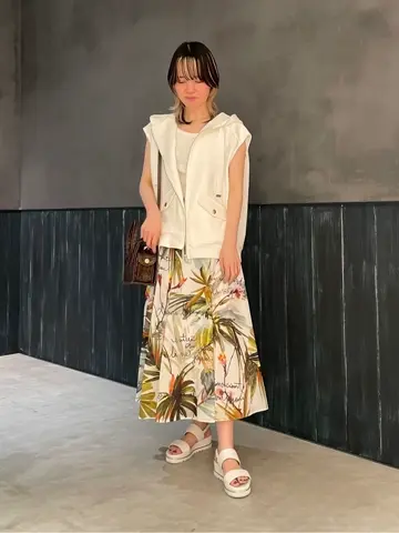 ORIGINATED IN GRACE CONTINENTAL 三浦　芙優 コーディネート画像