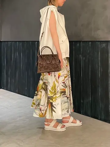 ORIGINATED IN GRACE CONTINENTAL 三浦　芙優 コーディネート画像